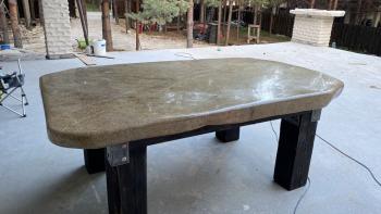 Каменный гранитный терассный стол - Подарки для детей