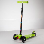 Самокат детский Playshion Scooter M-4 со светящимися колесами зеленый - Подарки для детей